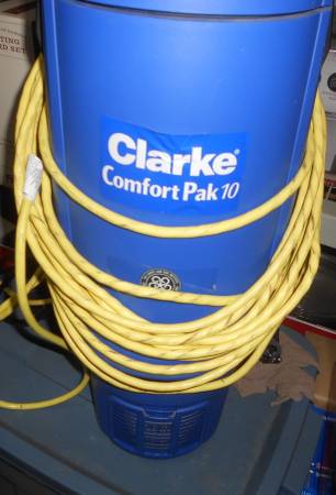 VACUUM CLEANER BACKPACK +ACCESSORIES - $250 (UPPER MARLBORO)