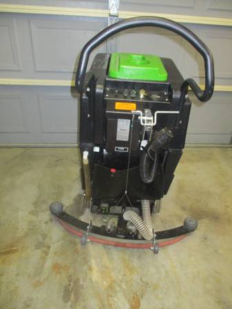 Floor scrubber 20 Inch Cleaning path - $2,100 (Arvada)