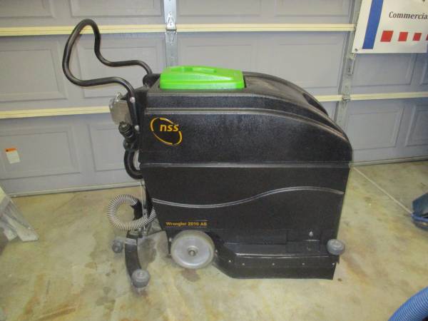Floor scrubber 20 Inch Cleaning path - $2,100 (Arvada)