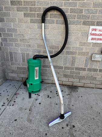 Bissell BigGreen Commercial Backpack Vacuum - $150 (Lower East Side)