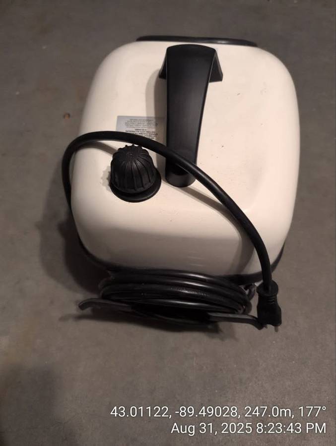 Dupray Tosca Steam Cleaner – Pro-Grade, Great Condition, Lots of Acces