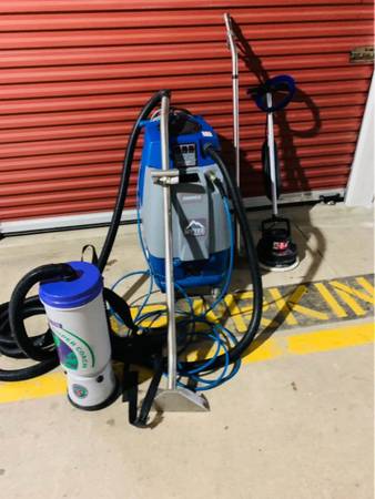 Carpet cleaning/ equipment/ all of them for the same price... - $1,100 (Detroit)