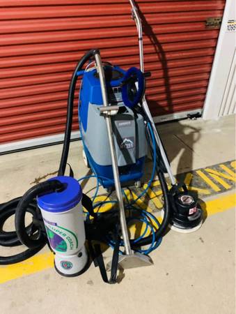 Carpet cleaning/ equipment/ all of them for the same price... - $1,100 (Detroit)
