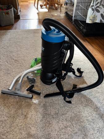 Kleenline 10-Quart Commercial Backpack Vacuum - Pulse Power (Excellent - $300 (boulder creek)
