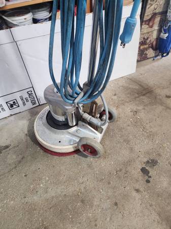FLOOR BUFFER - $195 (Glen Ellyn)