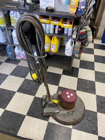 Minuteman Low Speed 20" Floor Buffer 175 RPM - Floor Care - Carpet - $416 (Chula Vista)