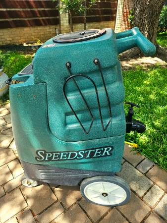 Mytee Speedster Carpet Extractor - $800 (San Antonio)