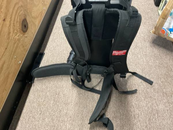 Milwakee backpack vacuum - $400 (Eureka)