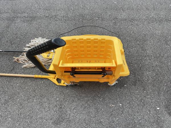 Mop Bucket with mop,floor sign - $50 (Fairfax,Virginia)