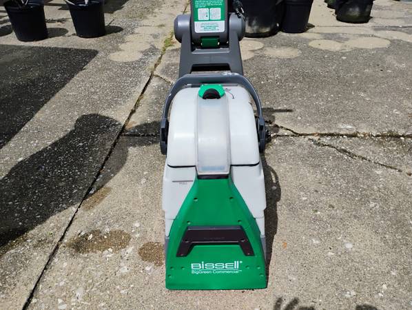 Bissell BigGreen Commercial BG10 Carpet Cleaner - Like New with Hose K - $275 (Jacksonville)
