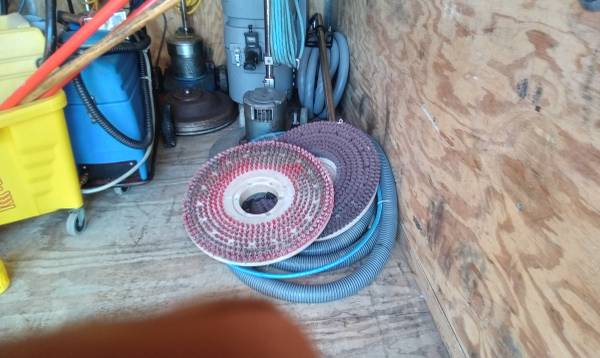 Floor stripper, buffer, and shampooing equipment..! - $2,200 (Hudson Valley N.Y.)