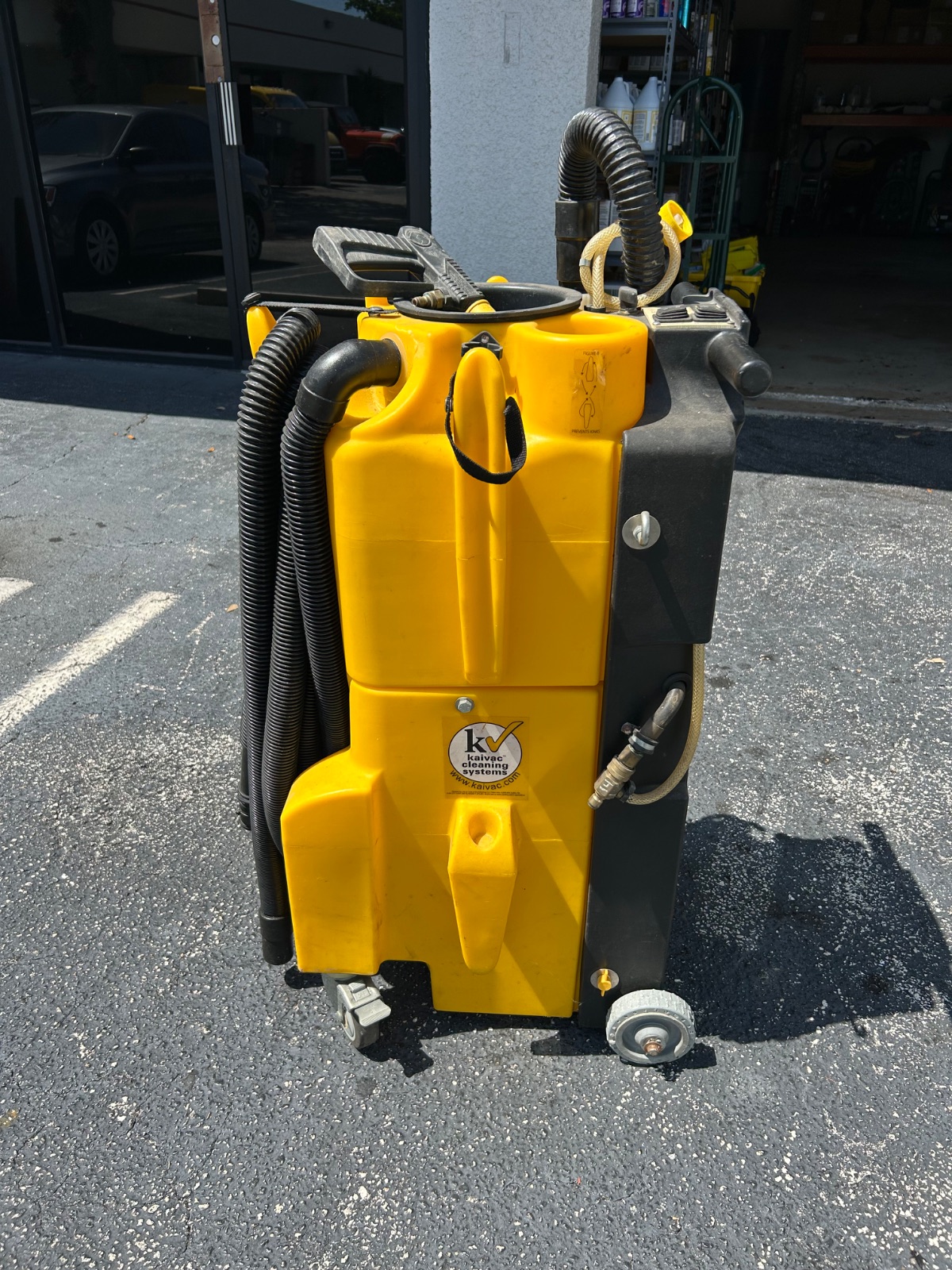 Kaivac Floor Machine