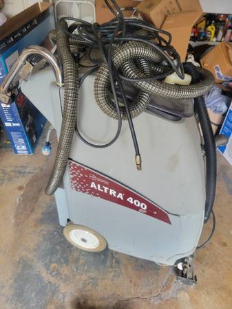 Carpet extractor - $600 (Garland)