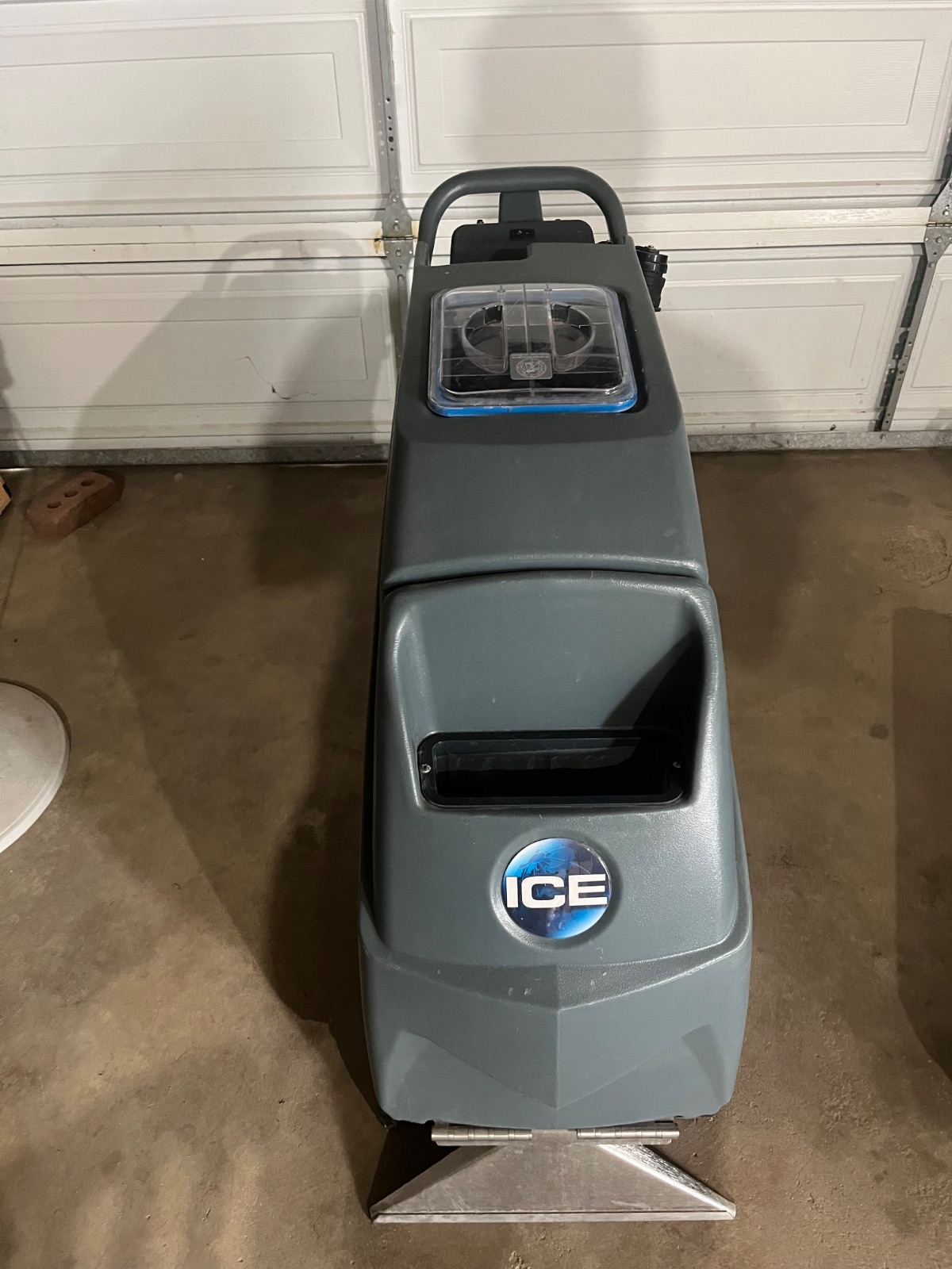 ICE carpet extractor