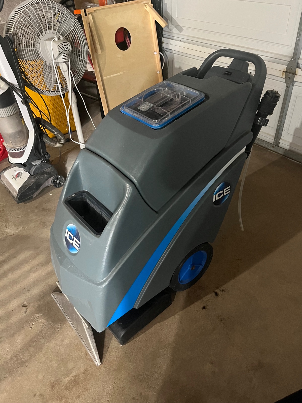 ICE carpet extractor