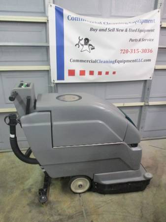 Nobles 20" Floor cleaner/Scrubber - $2,200 (Arvada)