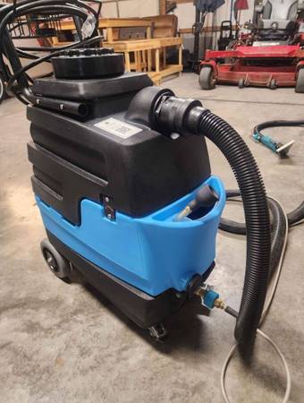 complete package lite 8070 Mytee heated carpet extractor machine excellent condi - $750 (Shattuck)