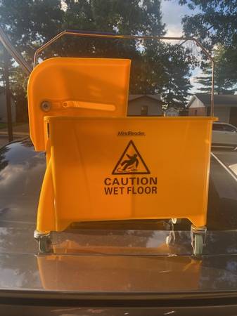 Mop Bucket With Wringer - $25 (Oakville)