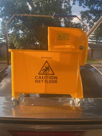 Mop Bucket With Wringer - $25 (Oakville)