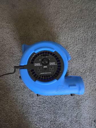 AIR MOVER GOOD CONDITION - $45