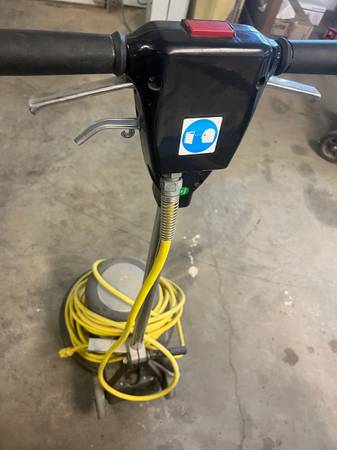 NEW Dayton 17” Commercial Floor Buffer / Scrubber – 1.5 HP – Model 6UFR5 - $199 (Newport)