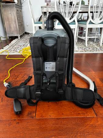 Tomahawk Electric Backpack Vacuum - NEW - $269