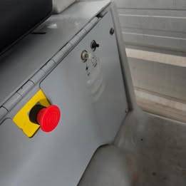 40 HRS !!! Advance by Nilfisk Advolution 2710 Rider Burnisher Sweeper