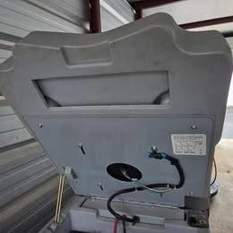 40 HRS !!! Advance by Nilfisk Advolution 2710 Rider Burnisher Sweeper
