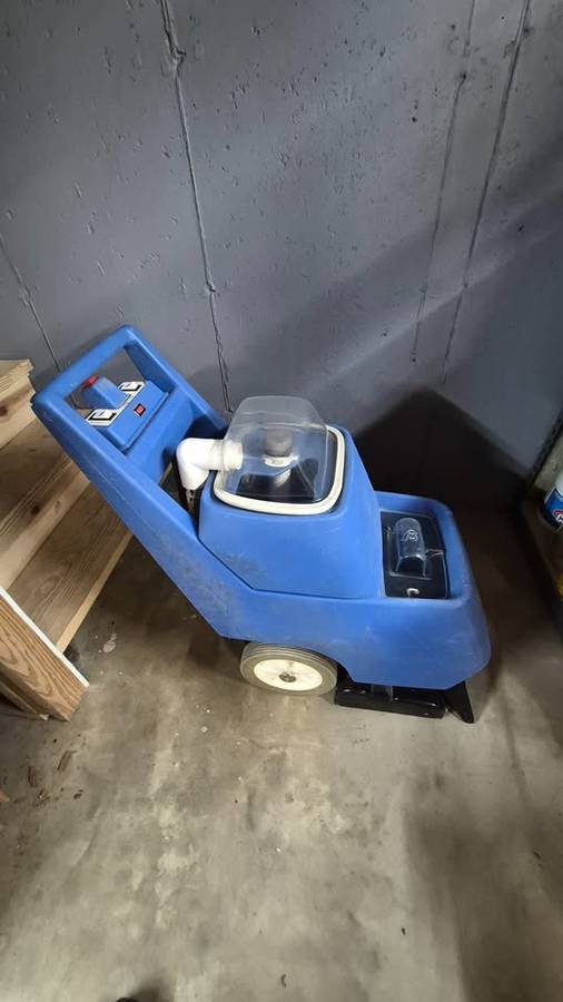 Fastraction Carpet Machine (Fenton)