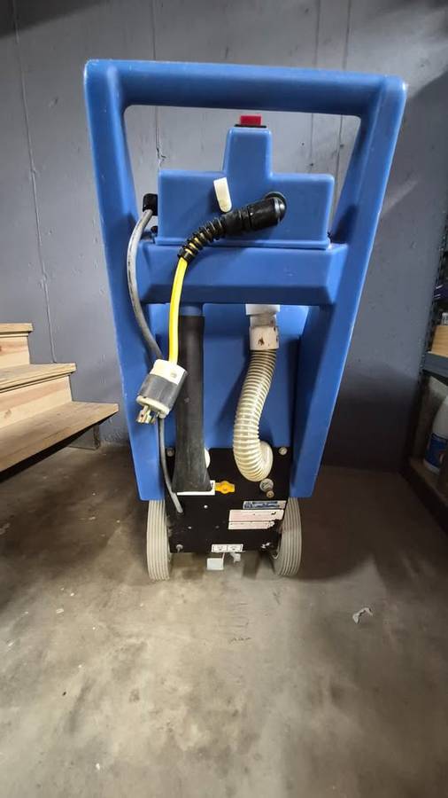 Fastraction Carpet Machine (Fenton)