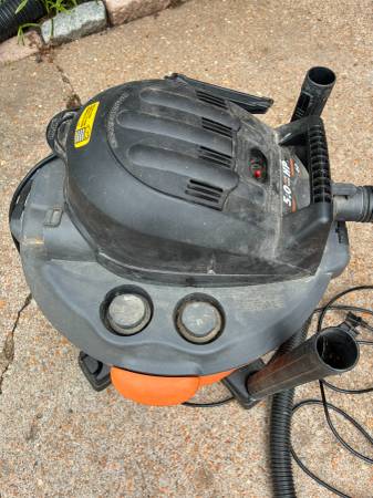 Vacuum Cleaner RIDGID Wet/Dry 16 Gallon 5.0 Peak HP (no filter) - $60 (South County, Saint Louis, MO 63129)